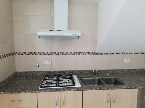Depto Tipo Casa en Venta de 3 ambientes