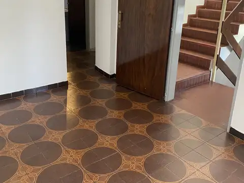 Depto Tipo Casa en Alquiler al Oeste