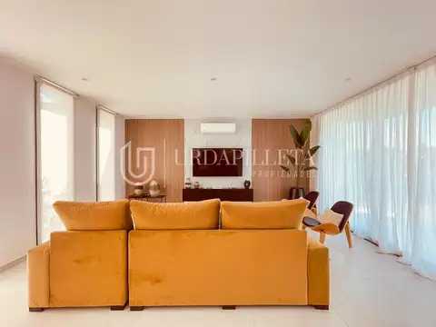 Casa en Alquiler en Pilara, USD 5.000