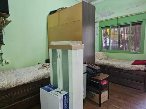 Casa 2 ambientes con 1 baño