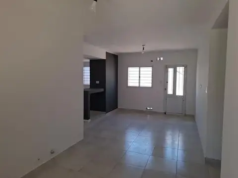 Santiago Derqui 1700 - Sargento Cabral