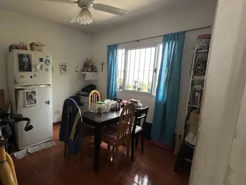 Departamento tipo casa en venta en Mataderos