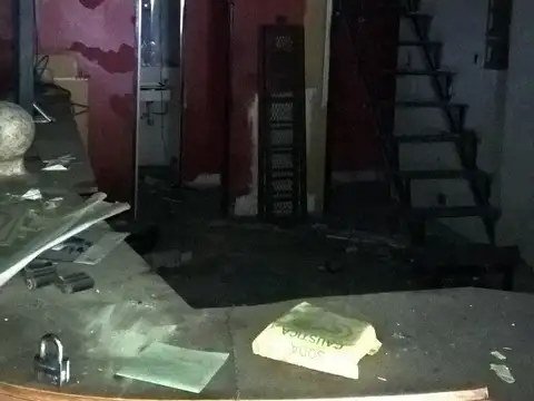 Avenida Rivadavia 1200, Piso Pb