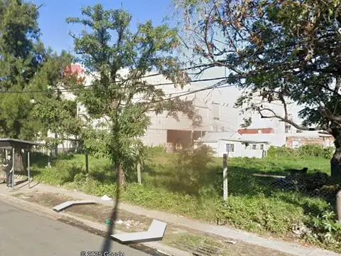 Galpon en Venta 28  mts Fondo