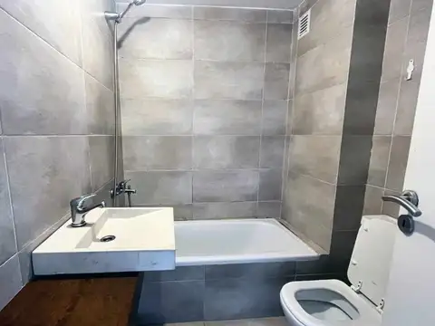 Departamento en Alquiler en Castelar Norte, $ 600.000