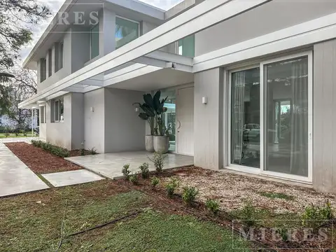 Casa en Venta 1 año