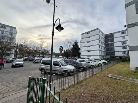 Departamento 4 ambientes con 1 baño