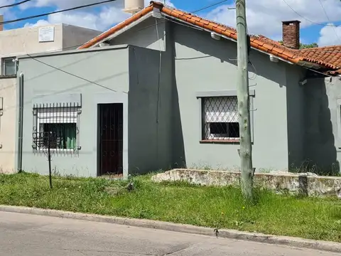 Alquiler departamento 2 ambientes planta baja Ituzaingó