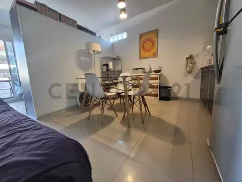 Avenida Alvarez Thomas 3100, Piso 5