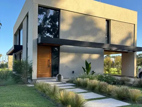 Casa en ALQUILER, en barrio privado Azahares del Paraná, Fighiera, Santa Fe.