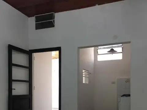 Depto Tipo Casa en Venta en Lanus, USD 73.000