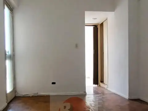 EXTRAORDINARIA OPORTUNIDAD! -DEPTO 2 AMB. EN EXCELENTE ZONA!