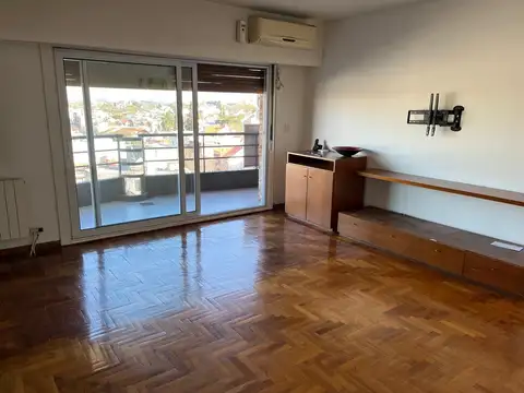 Departamento en Venta en Flores, USD 149.000