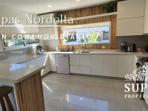 Casa 4 ambientes con 4 baños