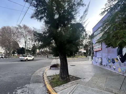 Terreno en Venta 17  mts Fondo