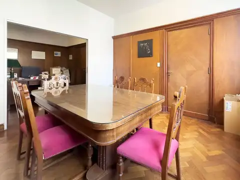 Presidente Luis Sáenz Peña 300