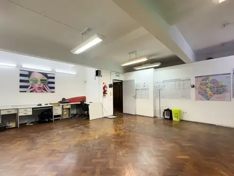 Oficina en Venta 56 años