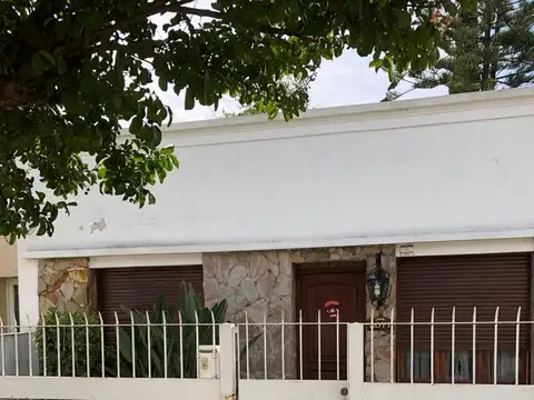 AMPLIA CASA EN MUY BUEN ESTADO