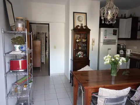 HERMOSO DUPLEX 4 AMBIENTES EN 3 PLANTAS, BOULOGNE