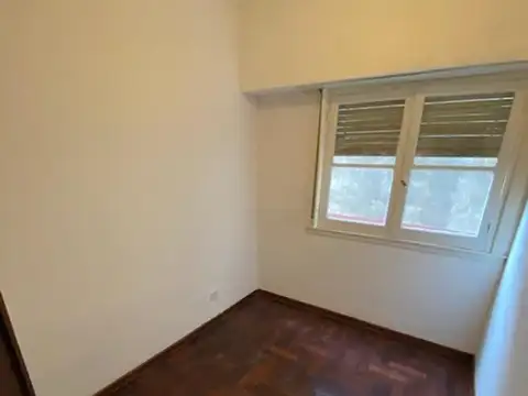 Ph 3 ambientes 1ro x escalera - Luminoso c/balcón