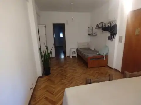 SE ALQUILA DEPTO 9 DE JULIO 1700