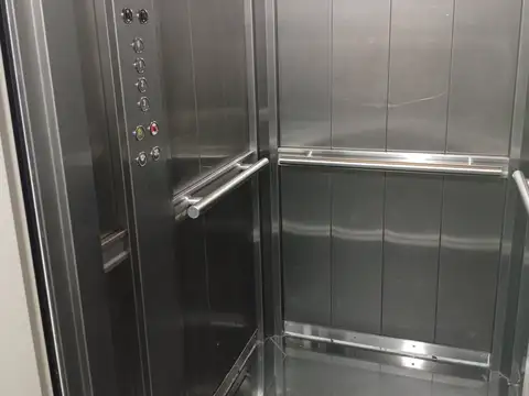 Cochera en Venta para coche grande