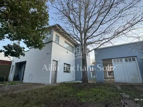 Casa 3 ambientes con 2 baños