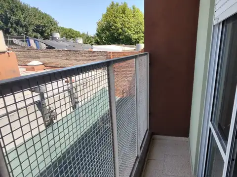 Depto Tipo Casa en Alquiler de 2 ambientes