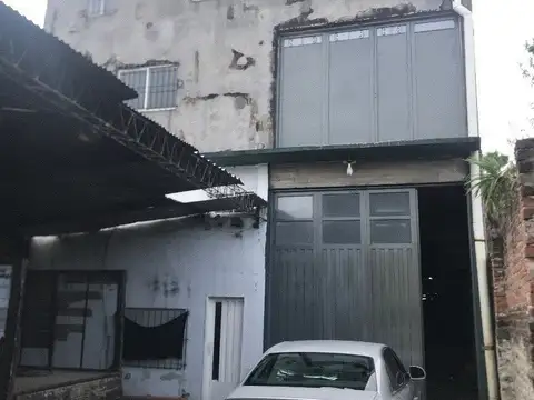 L. Saenz Peña N°2156 e/ Oruro