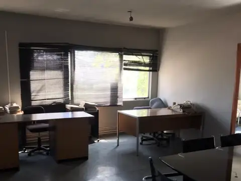 Galpon en Venta en Malvinas Argentinas, USD 390.000