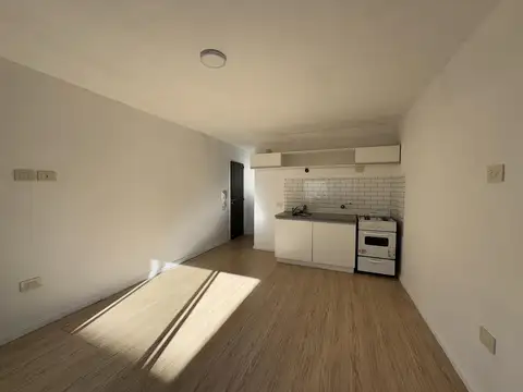 Departamento en alquiler monoambiente con balcon República de la Sexta