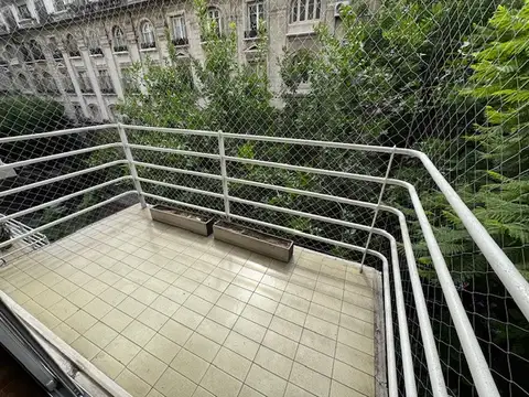 UGARTECHE 3000, Piso 4