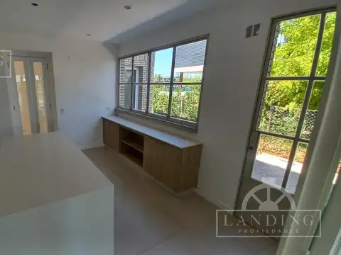 Casa en Venta en Laguna Grande, USD 629.000
