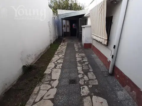Casa 3 ambientes con 2 baños