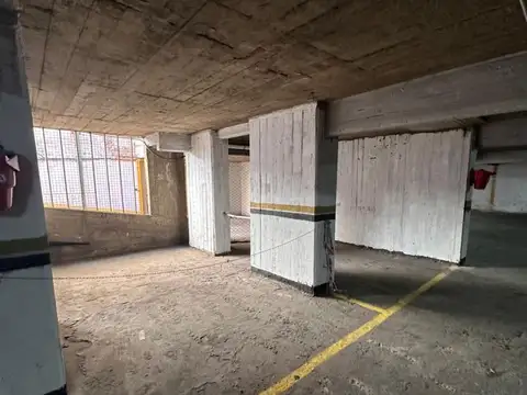 Cochera en Venta Cubierta