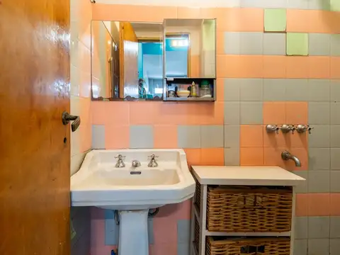 Depto Tipo Casa 4 ambientes con 2 baños