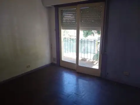 Depto Tipo Casa en Venta en Mataderos, USD 83.000