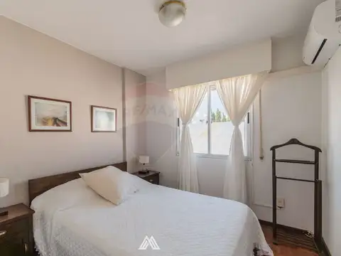 Departamento 6 ambientes con 2 baños