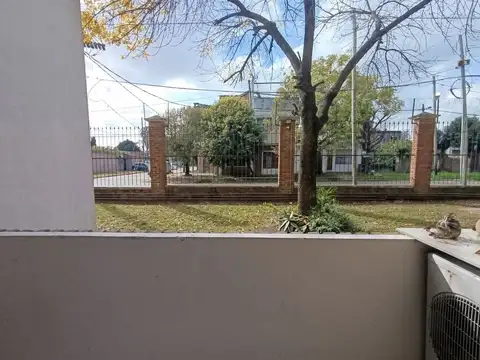 Departamento en Venta en Ezpeleta Este, USD 85.000