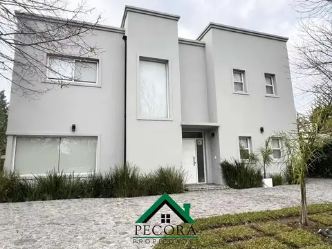 APTA CREDITO - Casa - interna  - Barrio Saint Matthew's Village - Pilar