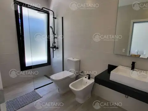 Casa en Venta en Rincón del Indio, USD 990.000