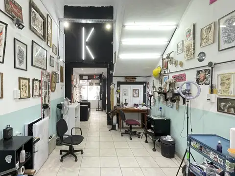 Local en venta, Montevideo e/7 y 8, Berisso