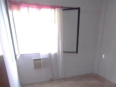 Departamento dos dormitorios a tres cuadras estac. Ramos Mejía Norte