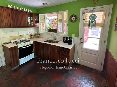 Casa 5 ambientes con 5 baños