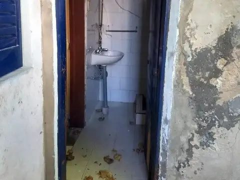 Depto Tipo Casa en Venta en Valentin Alsina, USD 35.000