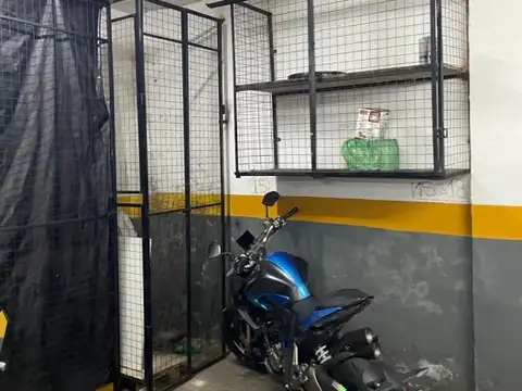 Gral J A Lavalleja 100, Piso ss