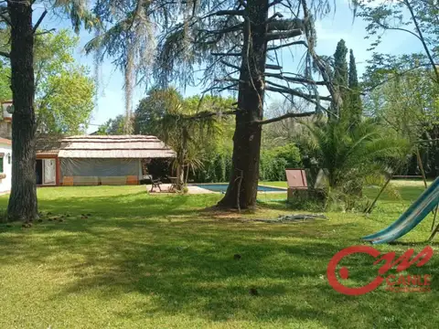 Casa 5 ambientes con 2 baños