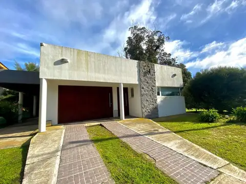 Casa 4 amb con parque en Costa Del Sol