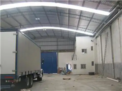 Galpon en Venta en Villa Bonich, USD 500.000