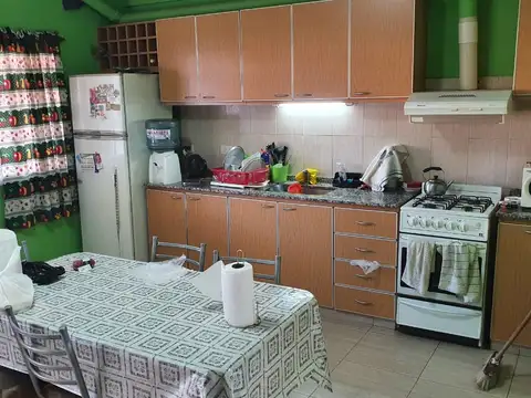 Depto Tipo Casa en Venta en Barrio Loma Grande, USD 120.000